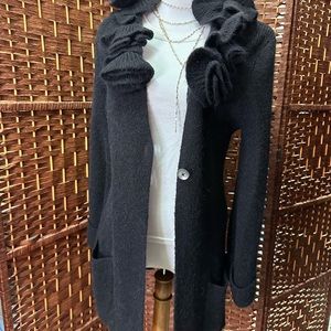 Small Soft Surroundings one button ruffled rosette duster